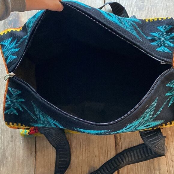 Santa Fe Style Duffel Bag - Picture 3 of 6